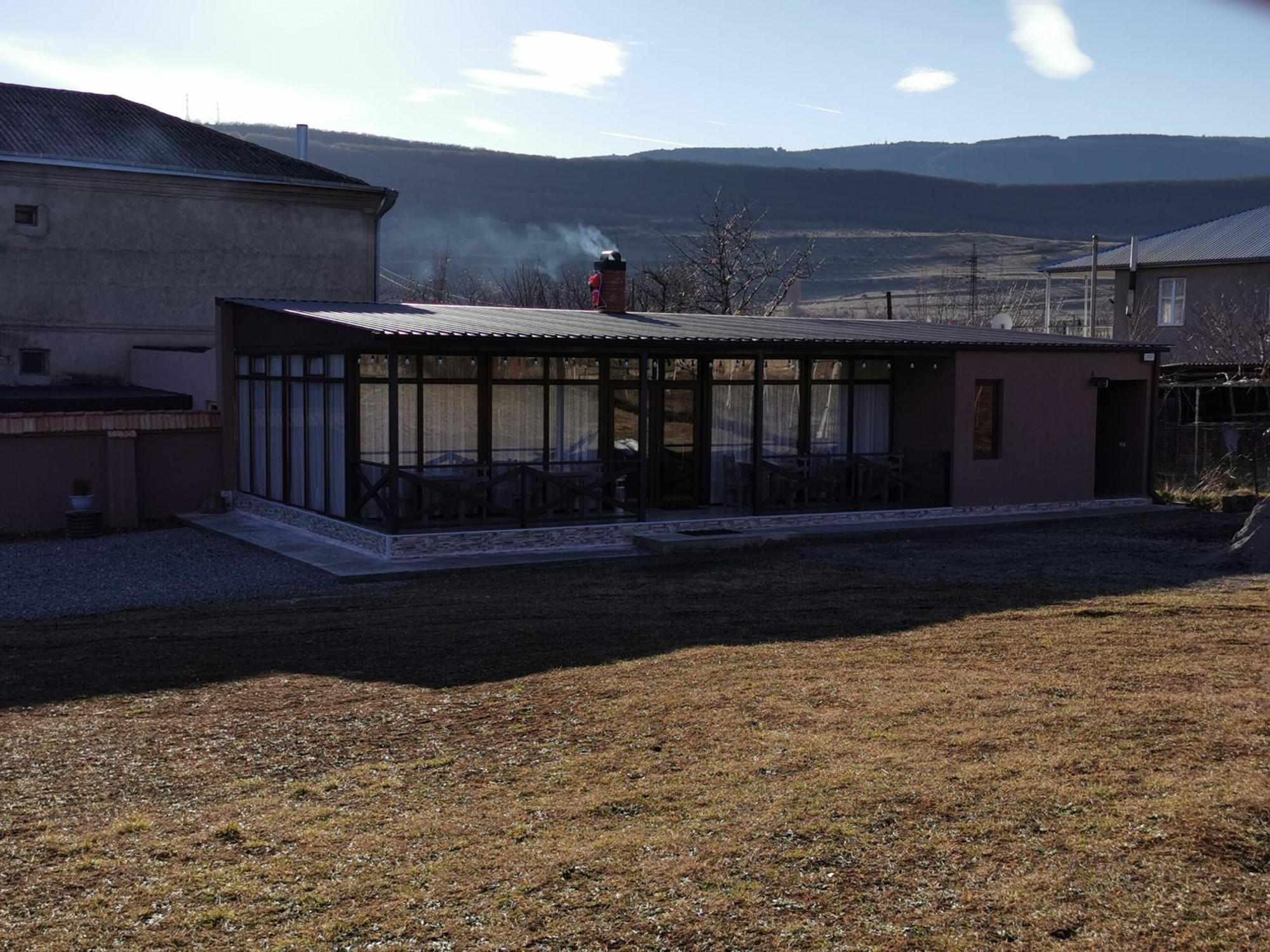 Chateau Ateni Cottages 哥里 外观 照片
