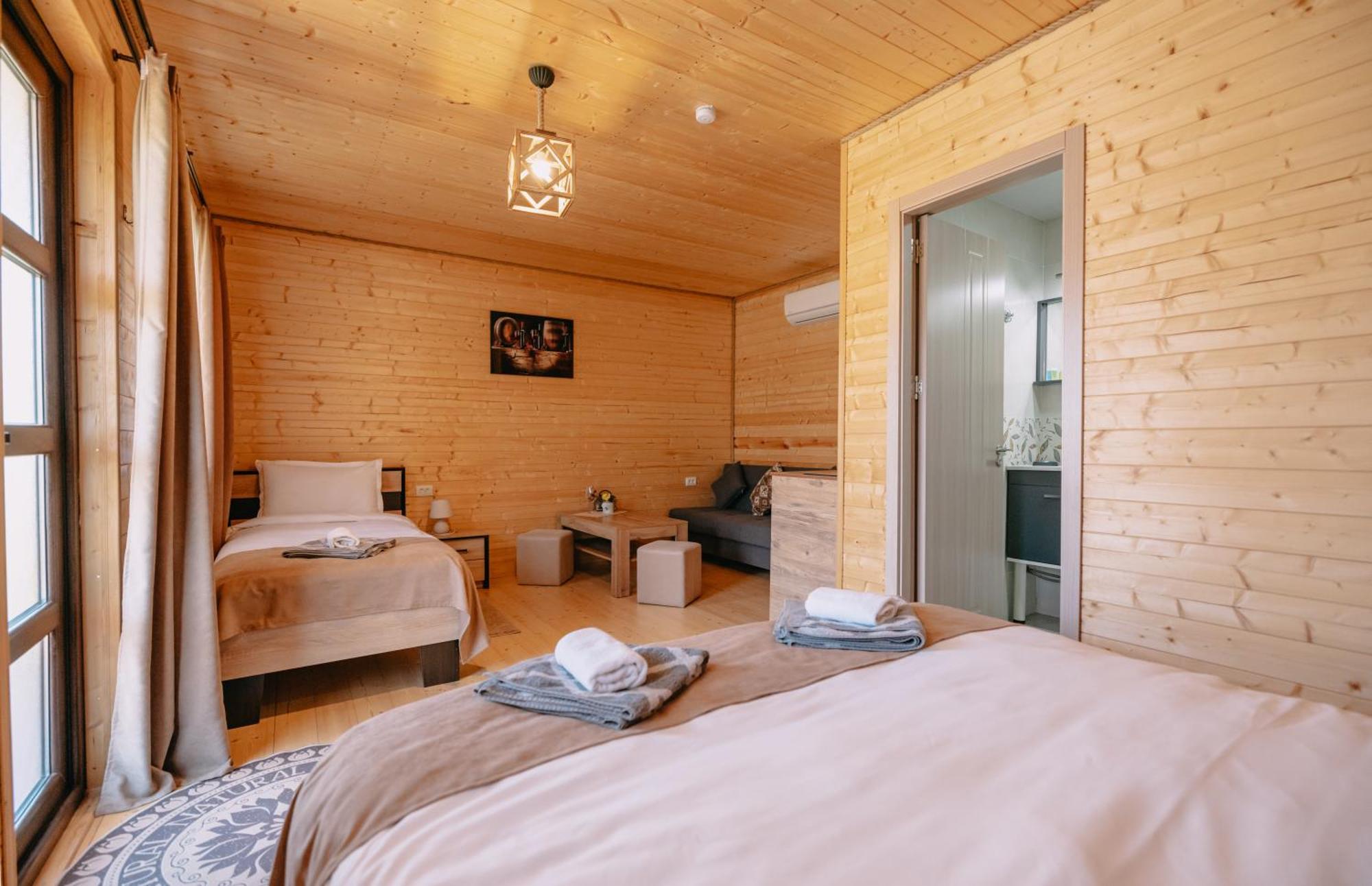 Chateau Ateni Cottages 哥里 外观 照片
