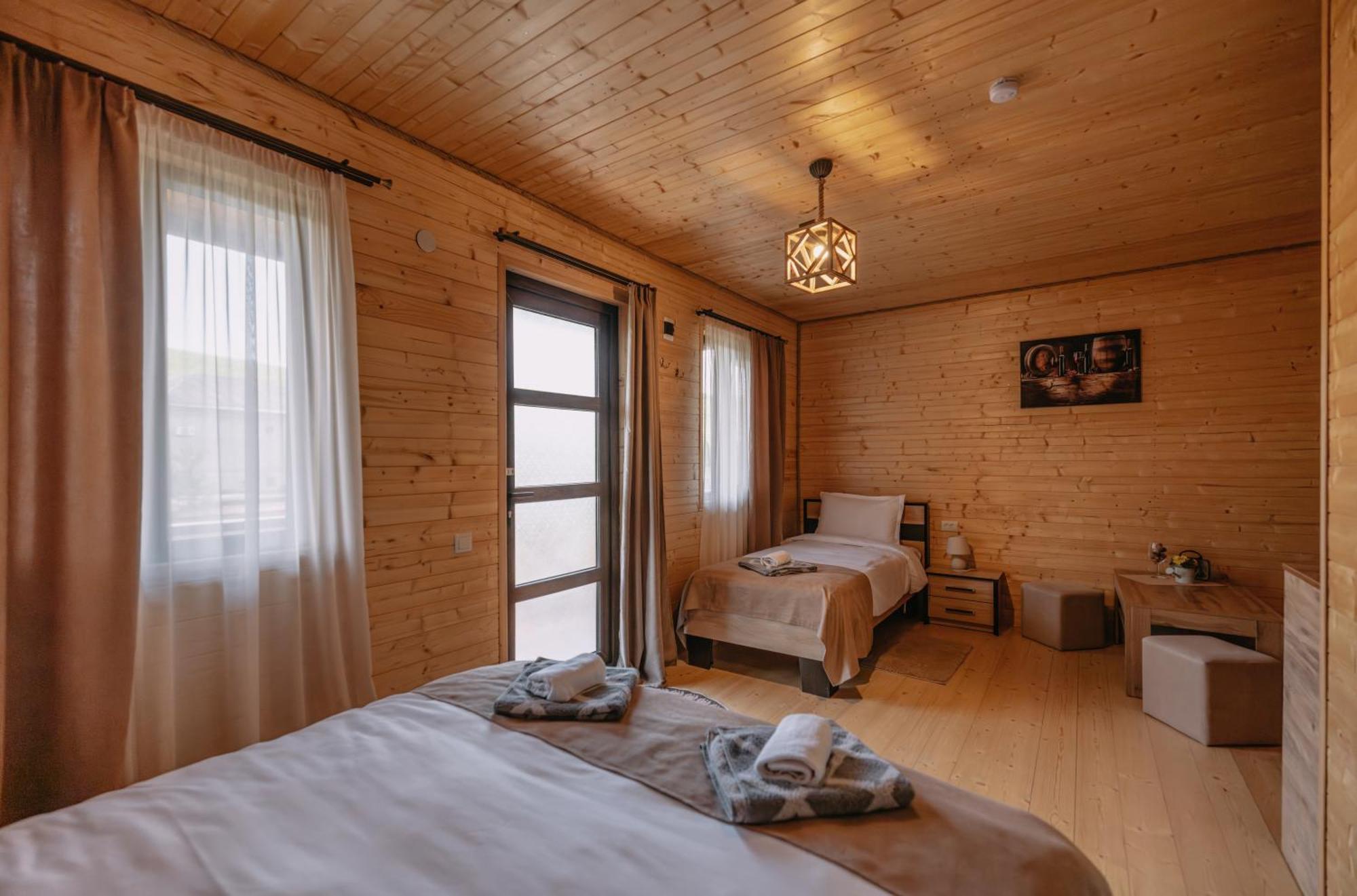 Chateau Ateni Cottages 哥里 外观 照片
